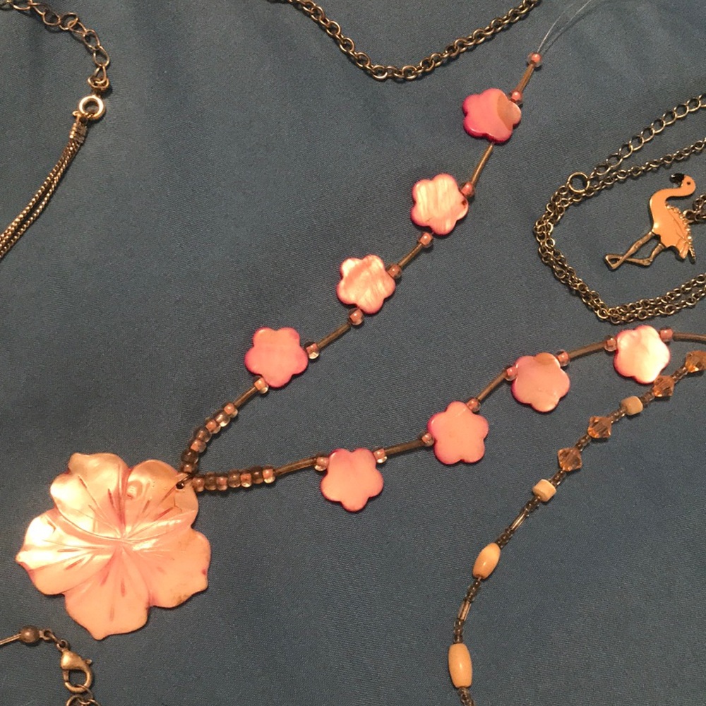 Necklaces - Picture 6 of 8
